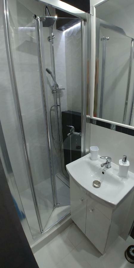 ורשה Ogrodowa Small Apartments מראה חיצוני תמונה